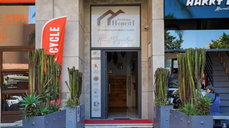 Entrée de la Résidence Honest 1 à Guéliz Marrakech